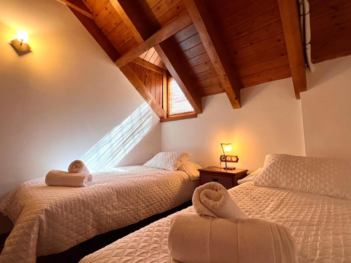 Apartament La Noguera - L'Amfitriona Rialp Eksteriør billede