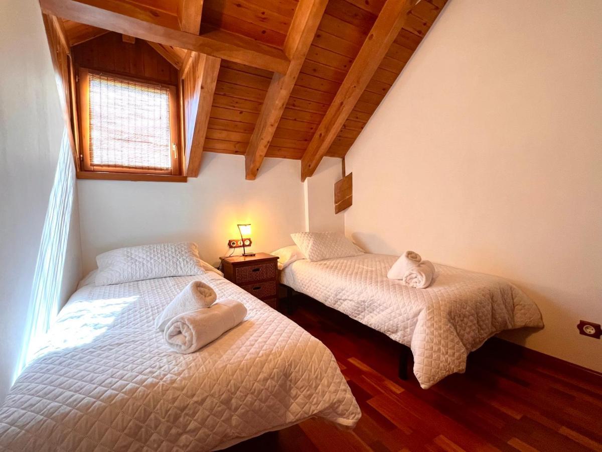Apartament La Noguera - L'Amfitriona Rialp Eksteriør billede