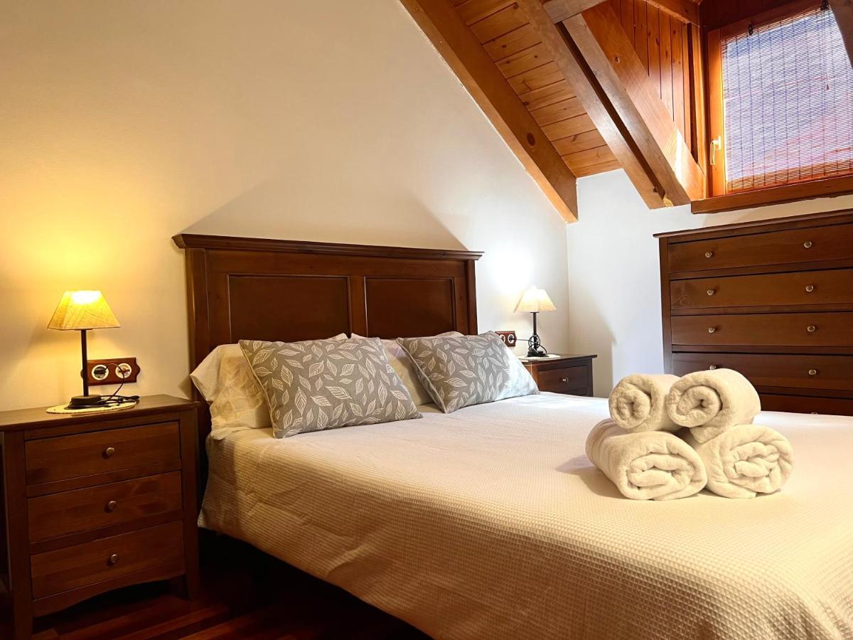 Apartament La Noguera - L'Amfitriona Rialp Eksteriør billede